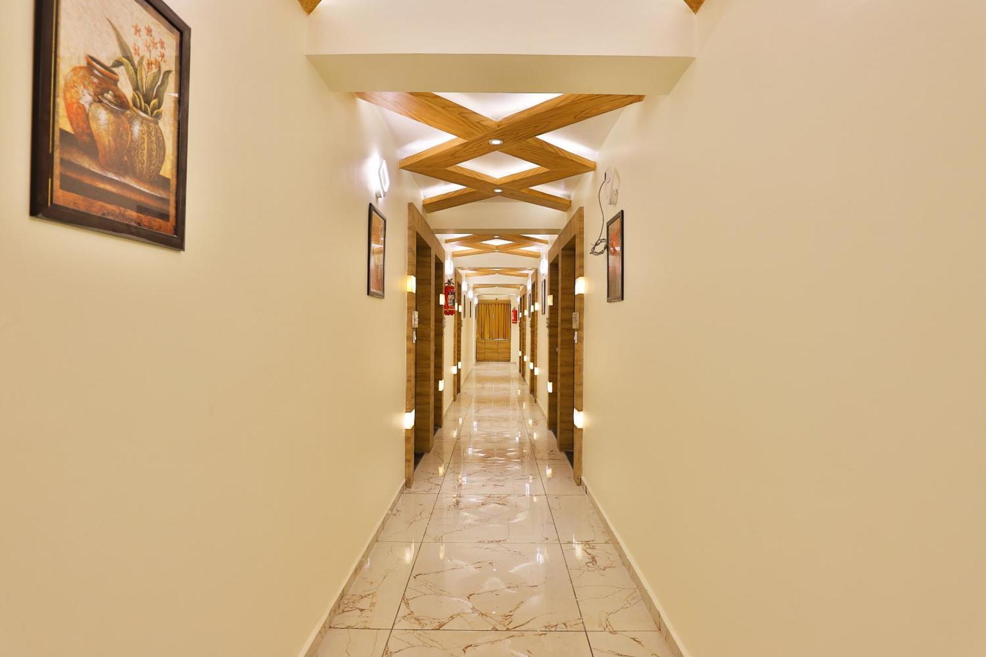 Hotel O Silver Palace Batwa Экстерьер фото